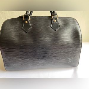 louis-vuitton epi handbag speedy 30